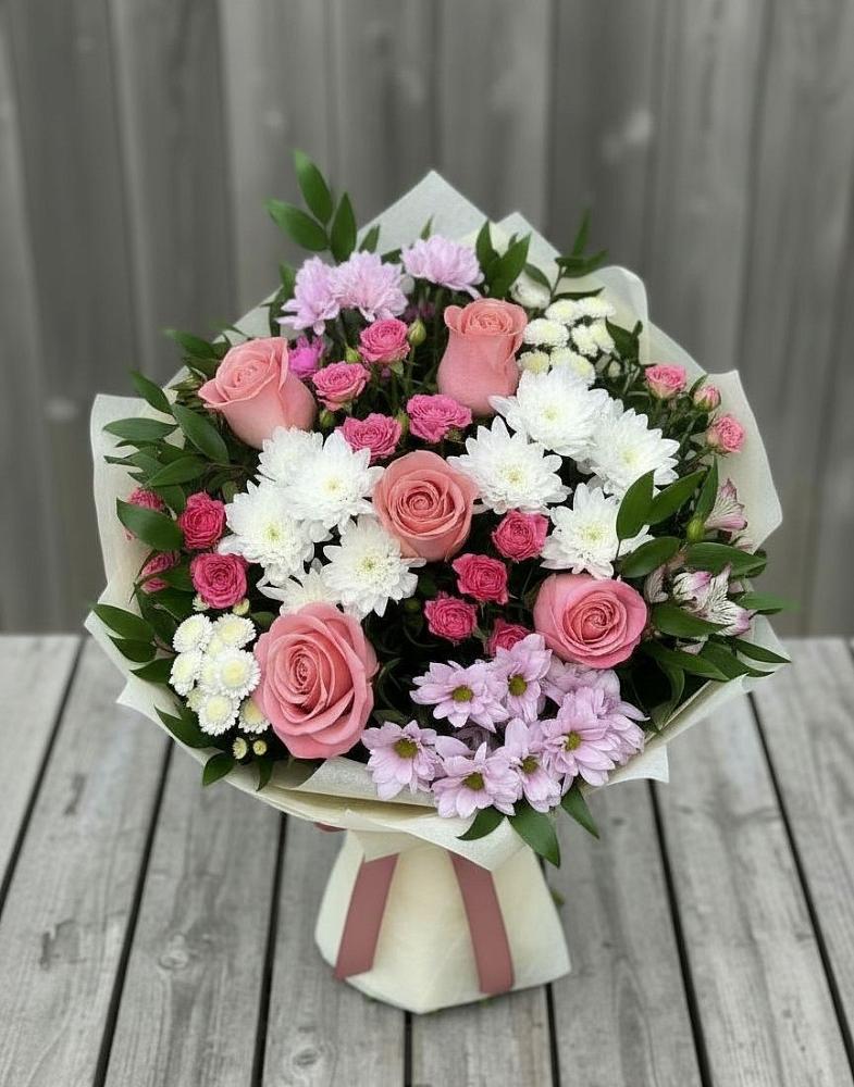 Букет цветов из: Альстромерии, Гвоздики, Розы и Хризантемы в Андревское