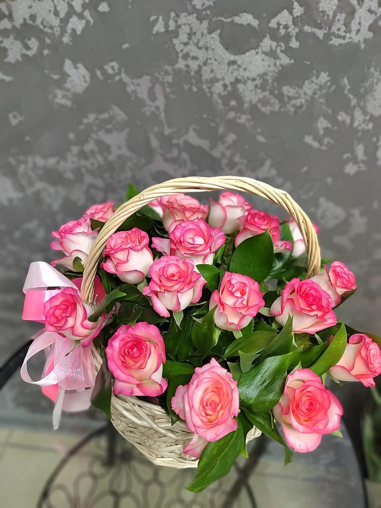 Цветочная композиция из Розы в корзине в Андревское