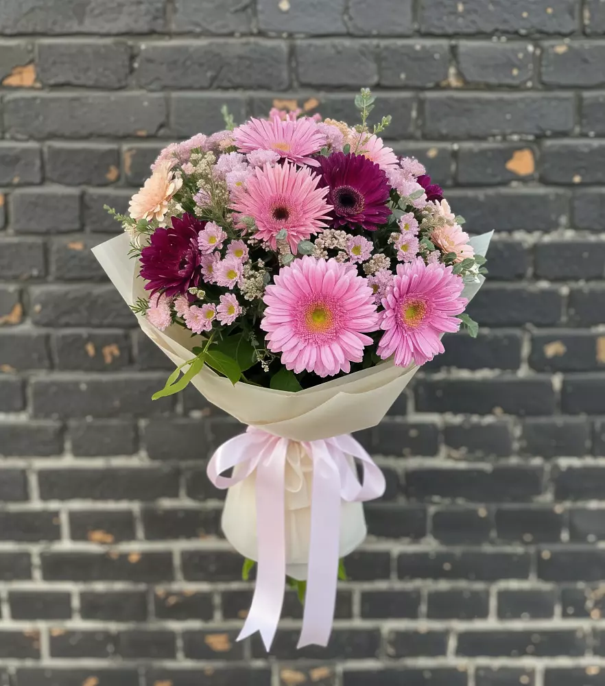 Букет цветов из: Герберы и Хризантемы в Андревское