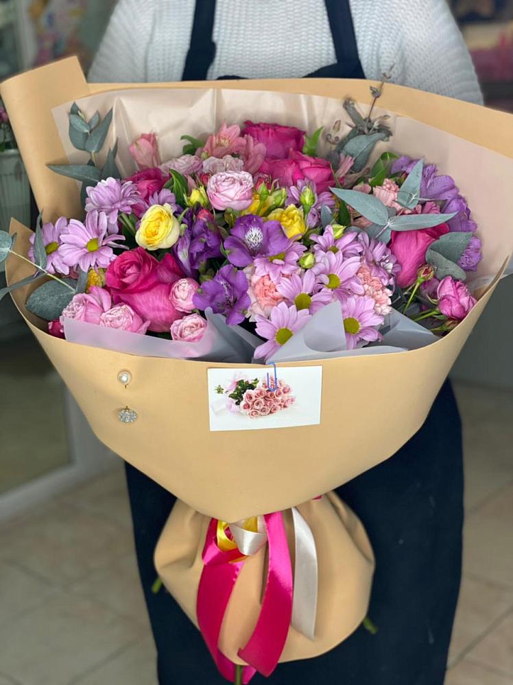 Букет цветов из: Хризантемы, Гвоздики и Альстромерии в Андревское