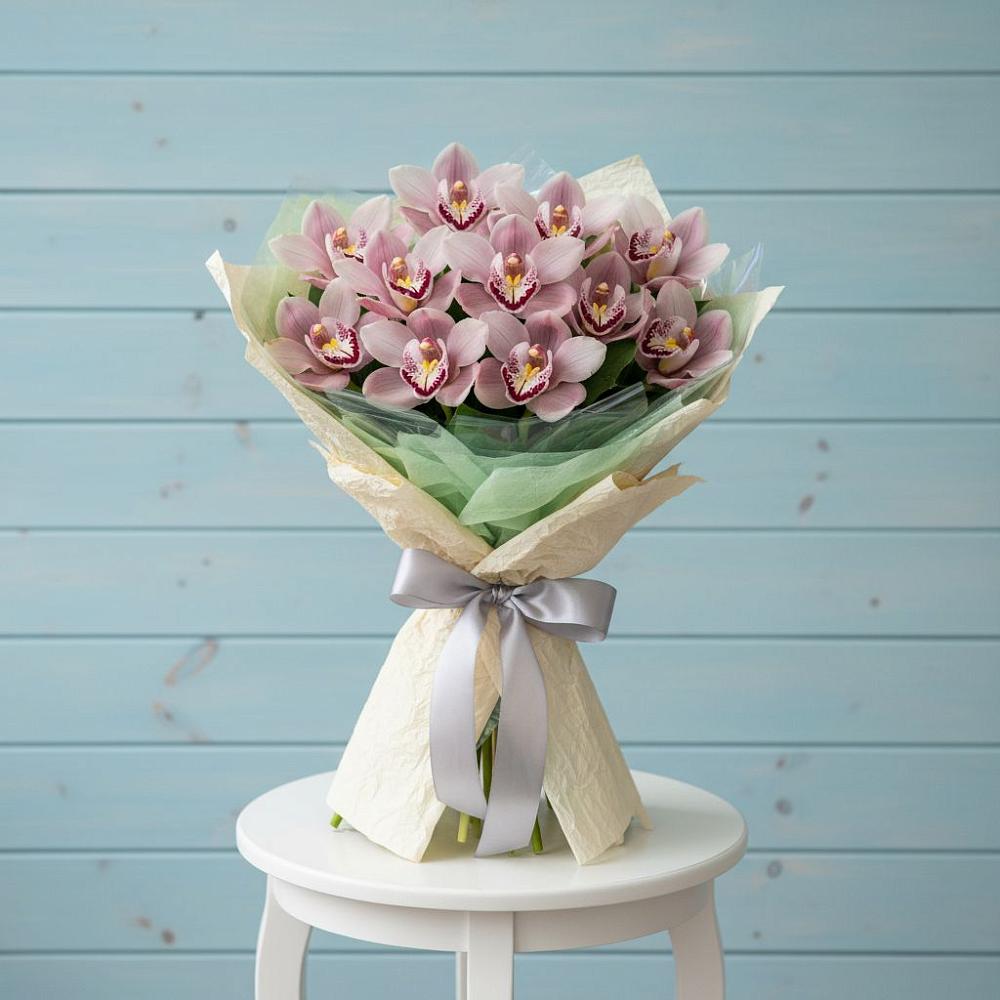 Букет цветов из: Орхидеи и Розы в Андревское