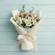 Букет цветов из:  Альстромерии в Андревское