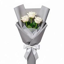 Букет 3 белые розы в Андревское