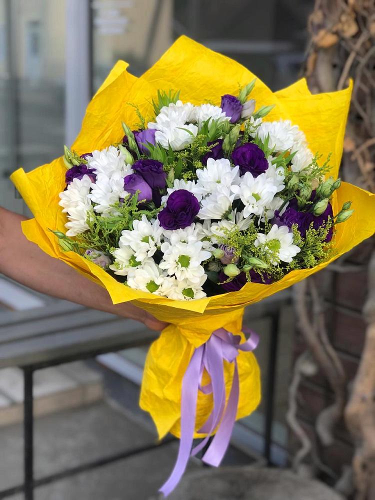 Букет цветов из: Ирисы, Хризантемы и Ромашки в Андревское