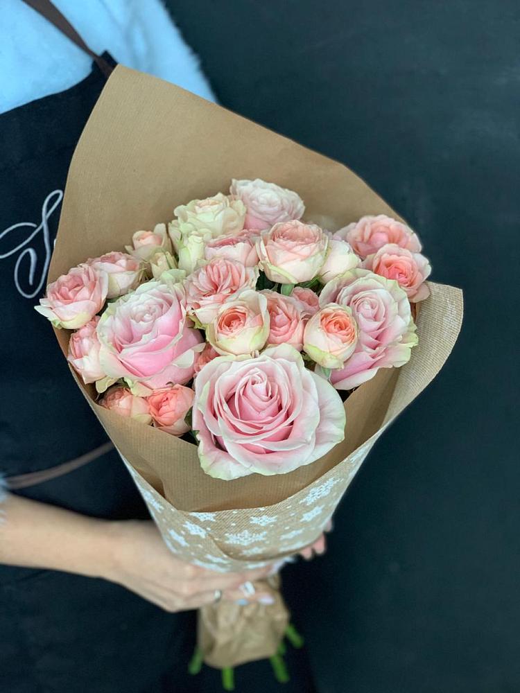 Букет цветов из: Хризантемы и Розы в Андревское