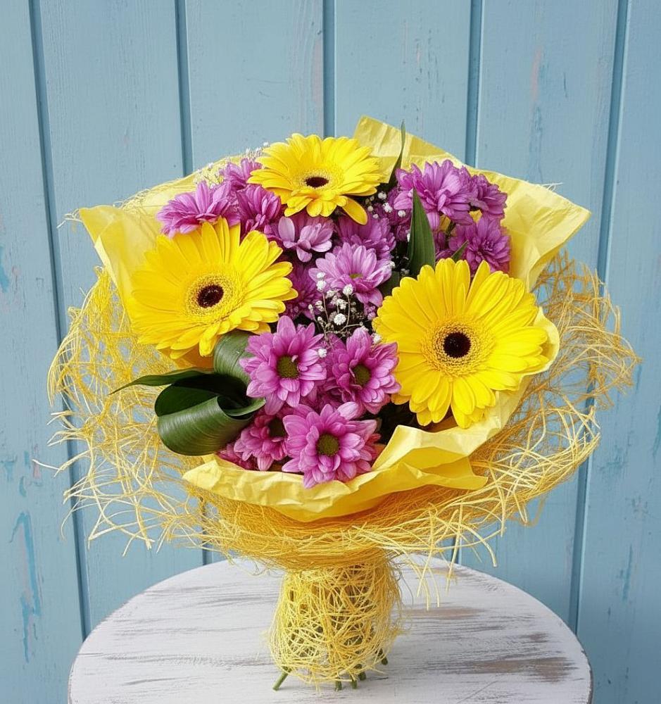 Букет цветов из: Хризантемы и Герберы в Андревское