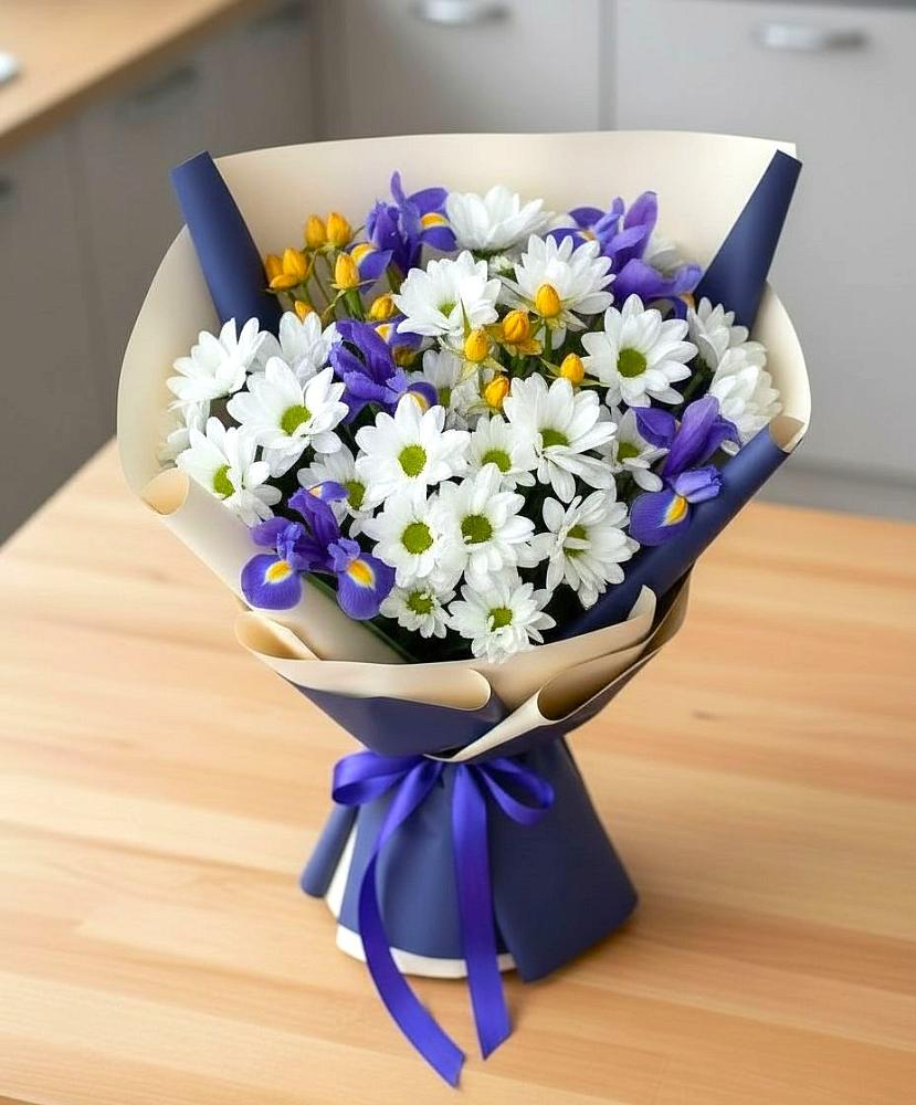 Букет цветов из: Розы, Ирисы и Хризантемы в Андревское