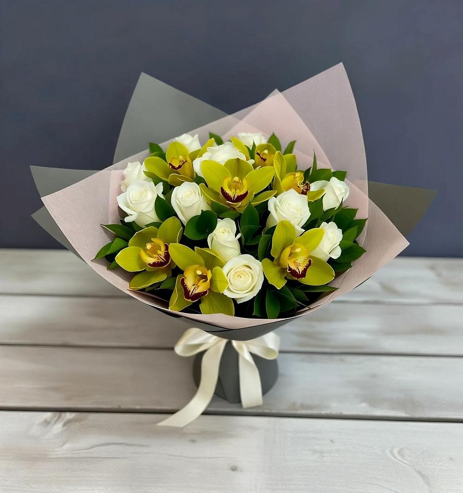 Букет цветов из: Орхидеи и Розы в Андревское