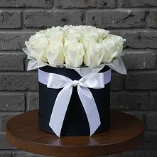 Цветочная композиция из Розы в шляпной коробке в Андревское